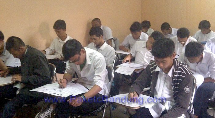 Ujian Nasional Paket C Pendidikan Kesetaraan Paket B setara SMP 2015